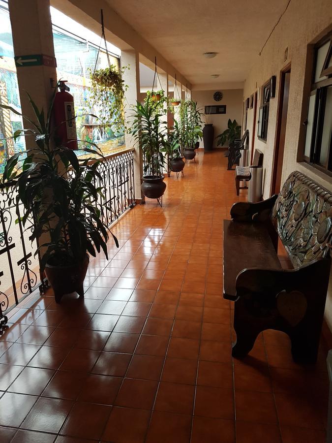 Hotel Nuevo Cupatitzio Uruapan  Exterior photo