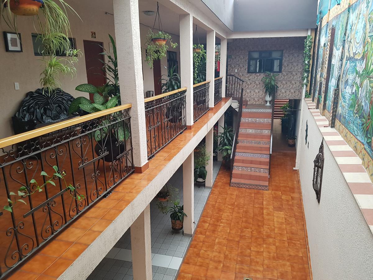 Hotel Nuevo Cupatitzio Uruapan  Exterior photo