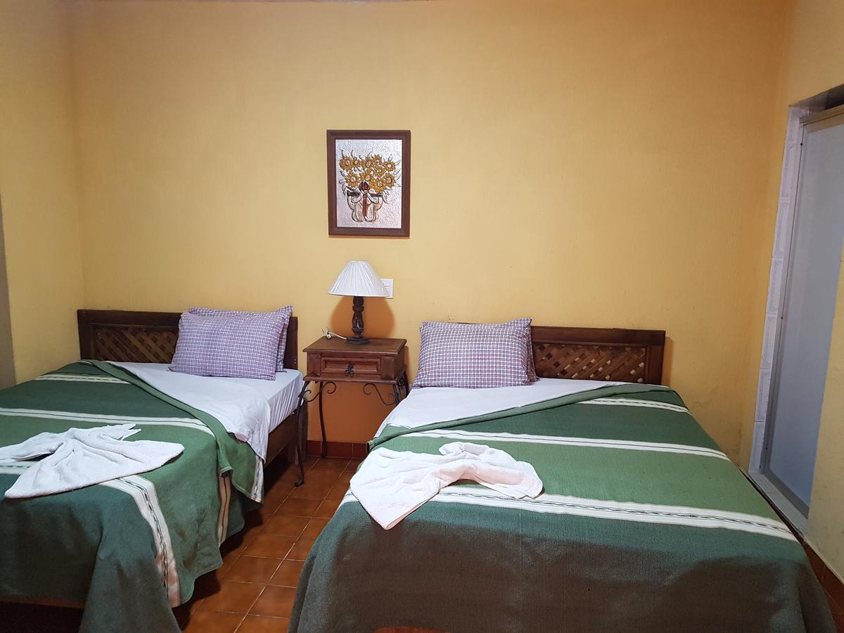 Hotel Nuevo Cupatitzio Uruapan  Exterior photo