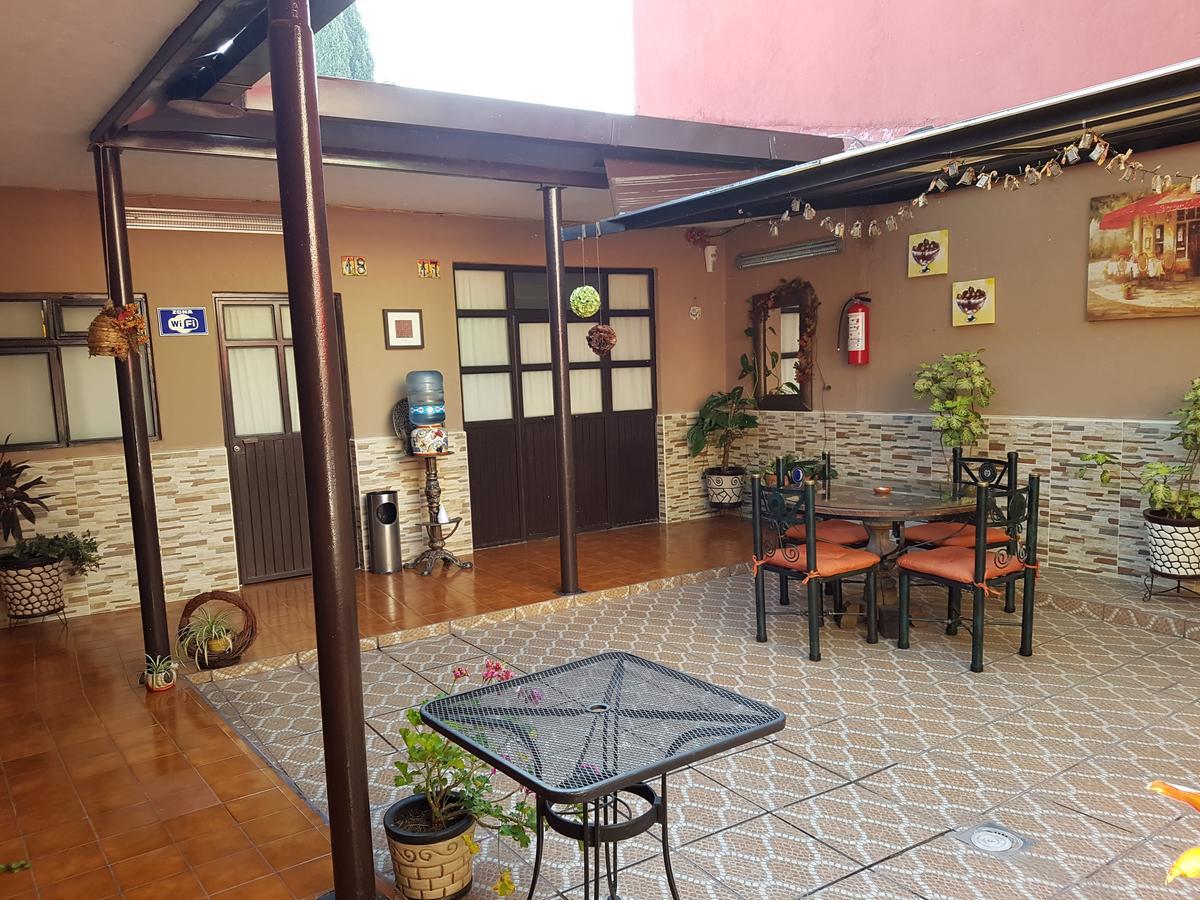 Hotel Nuevo Cupatitzio Uruapan  Exterior photo